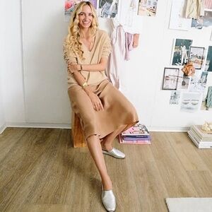 J. Crew Cashmere Relaxed Cream/Tan new V-Neck Formal Casual Spring Sweater XXS